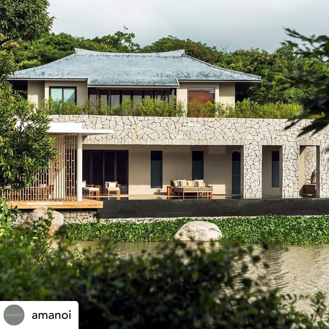 The Spa Houses at Amanoi are first of their kind, and first of our kind. :) With a private spa and wellness zone downstairs, you can experience the upmost private wellness journey without stepping out of your own villa. 
Repost @amanoi 
#BLINKdesigngroup #hospitalitydesign #luxuryresort #wellnessresort #senseofplace #firstofitskind #Amanoi #Amanresort #luxuryhotel #travel #Vietnam #Spa